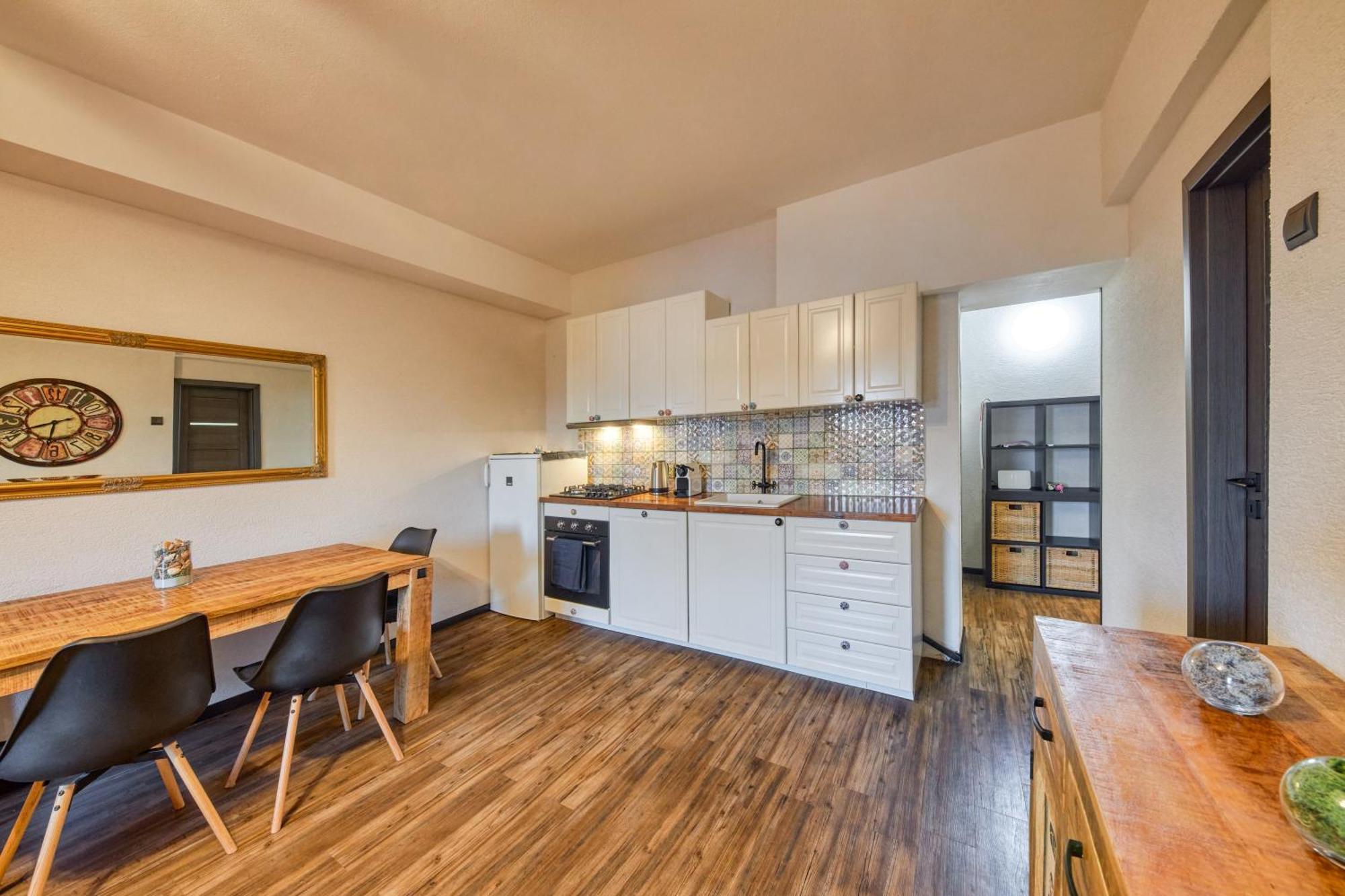 Mahalo Apartment Bratislava Ngoại thất bức ảnh